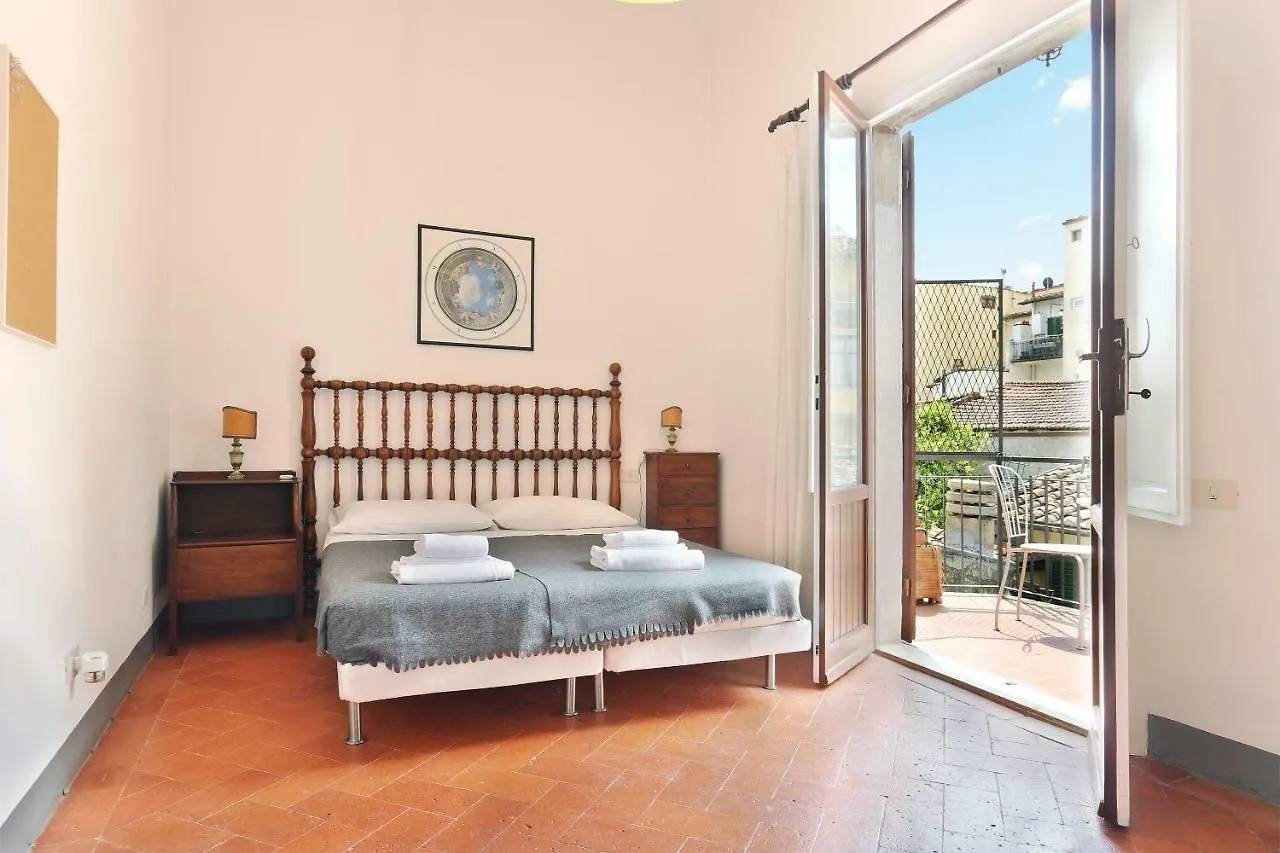 Via Della Chiesa Apartments Florence